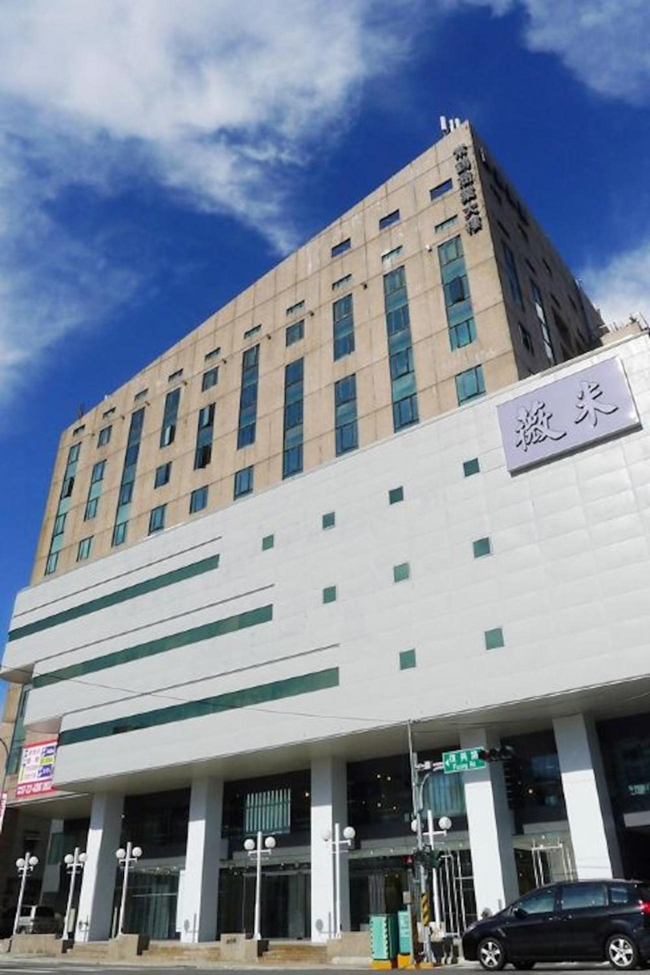 Wemeet Hotel Pingtung Esterno foto