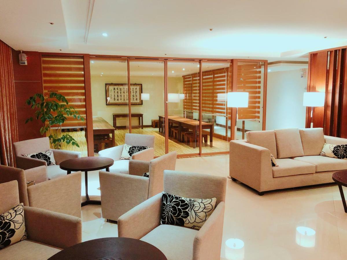 Wemeet Hotel Pingtung Esterno foto