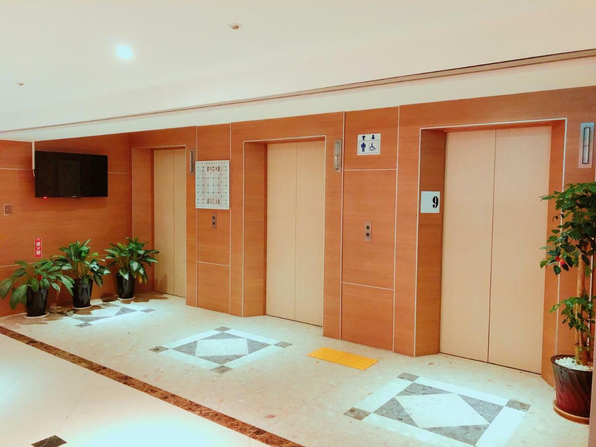 Wemeet Hotel Pingtung Esterno foto