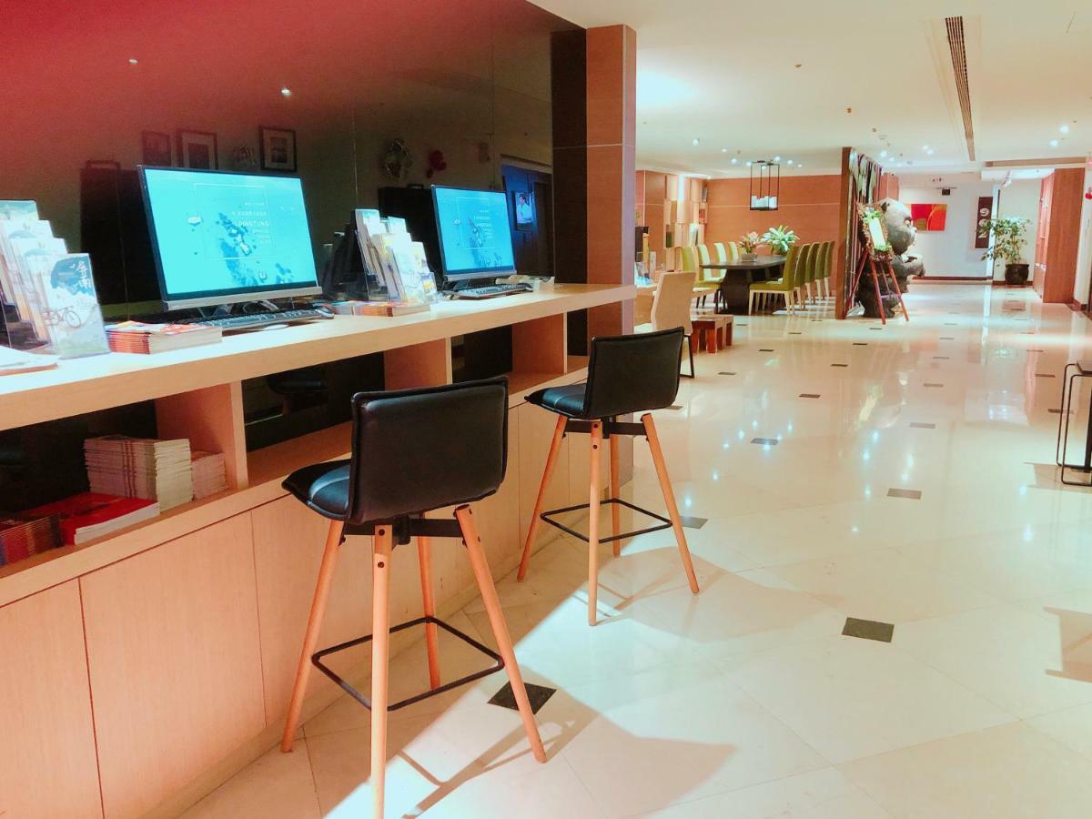 Wemeet Hotel Pingtung Esterno foto